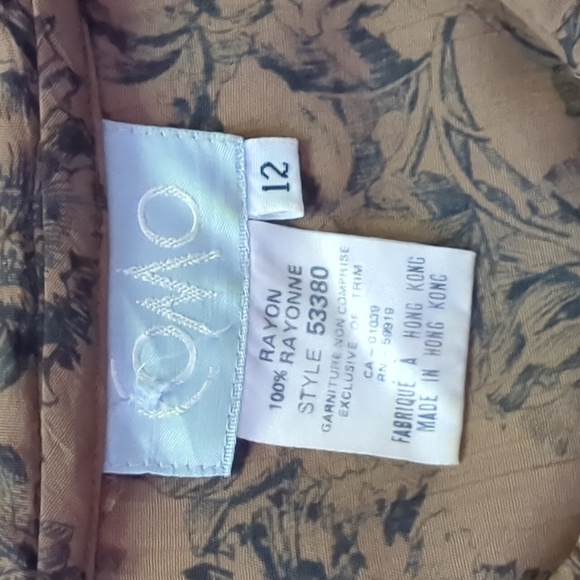 Vintage Floral Print Blouse With Peter Pan Collar - Picture 13 of 13